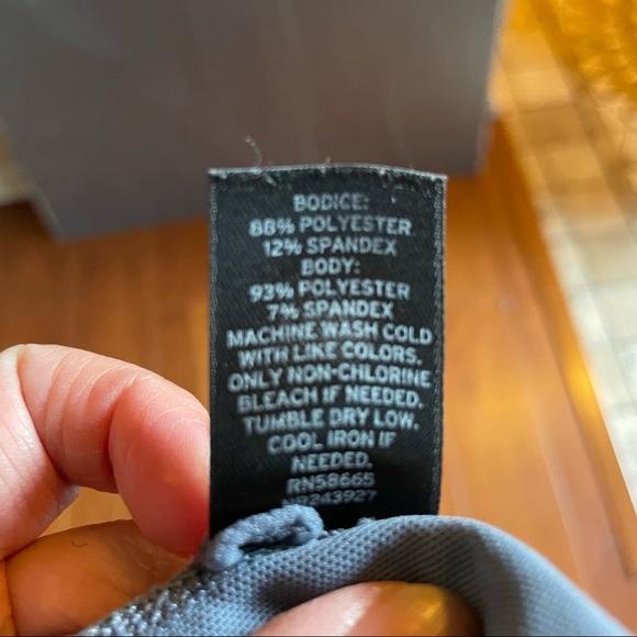 ZELLA Womens Workout Cinch T Back Tank Gray Built In Bra Size L - Picture 9 of 9